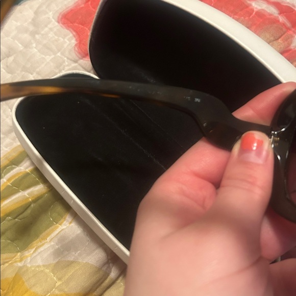 D&G Vintage Tortoise Shell Women’s Sunglasses Dolce Gabanna - Picture 7 of 10